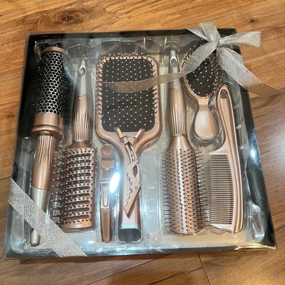 Hairbrush set, styling tools - Picture 9 of 9